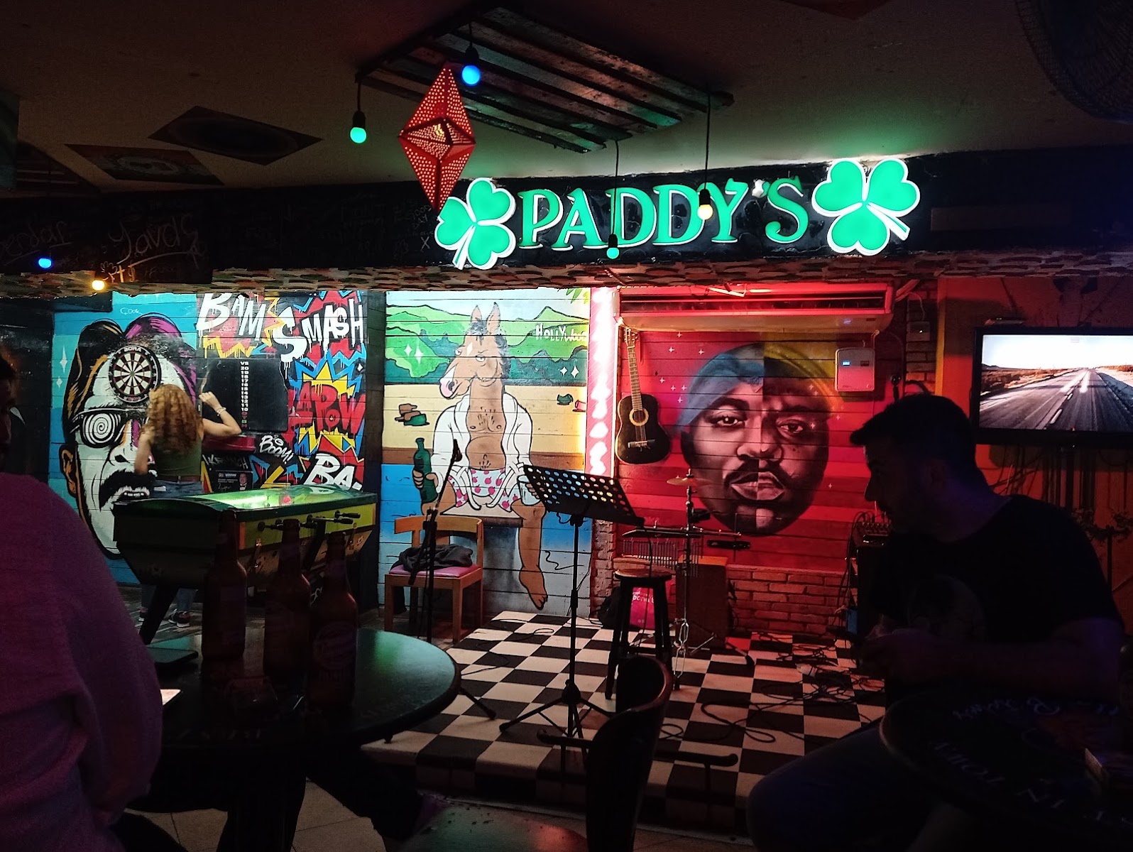 Paddy's Irish Pub galeri fotoğrafı